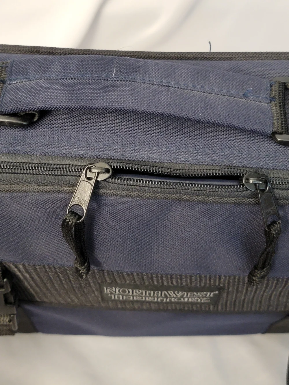 Northwest Territory Navy Men/Women's Laptop Bag